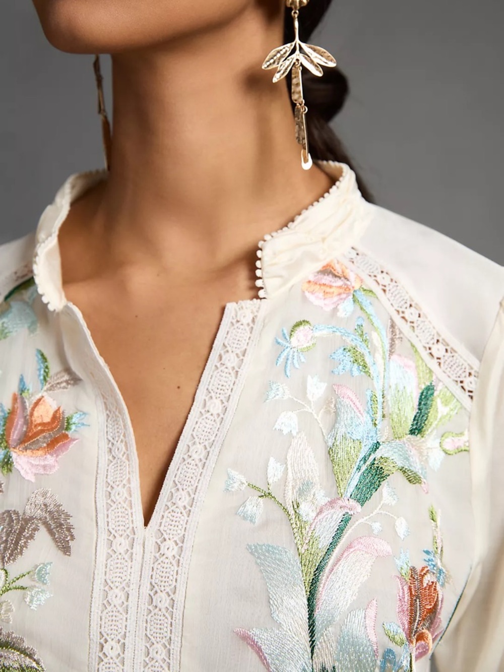 Embroidered Floral Cream Blouse - Elegant Women's Top - Picture 3 of 10